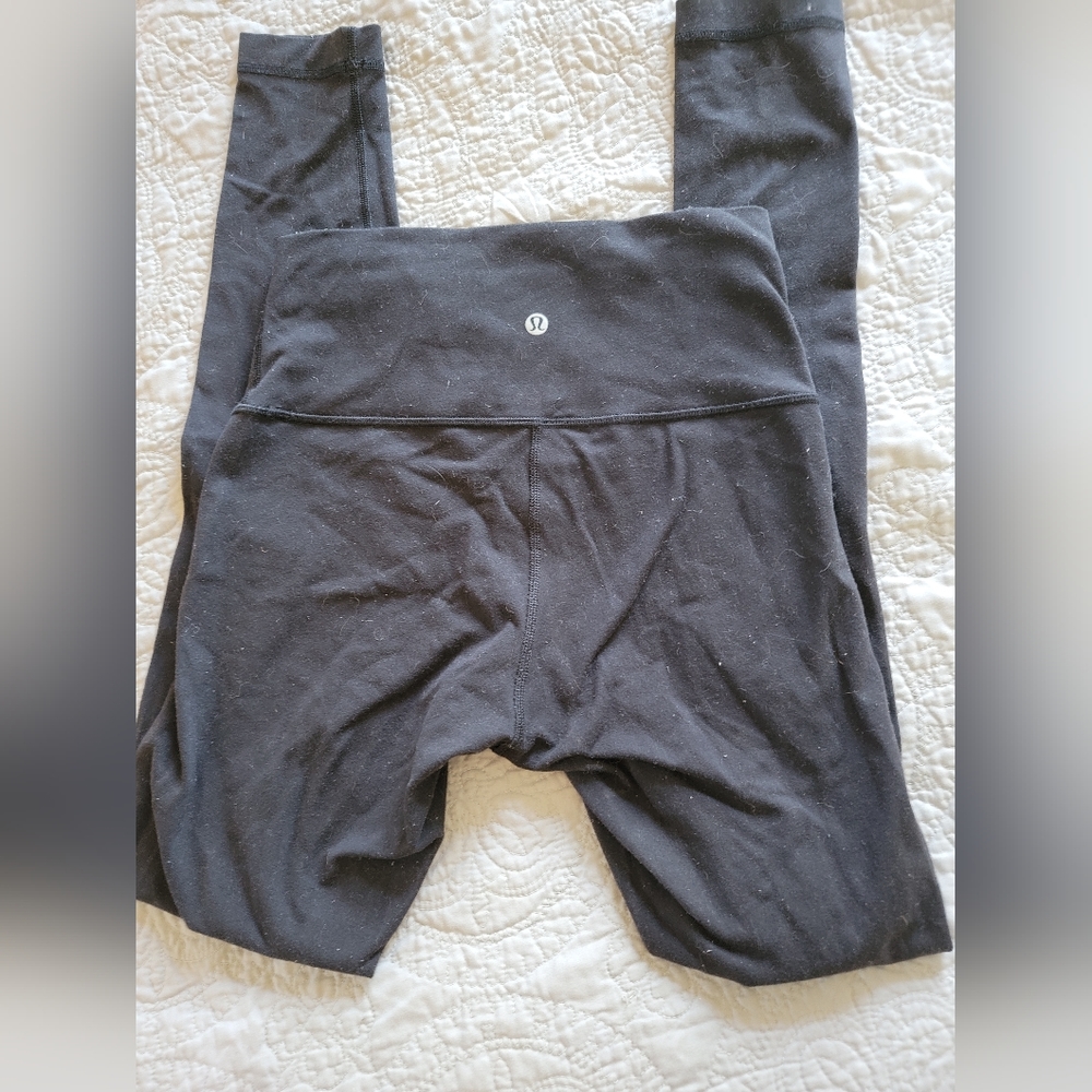 Lululemon Wunder Under Leggings, Black Size 6